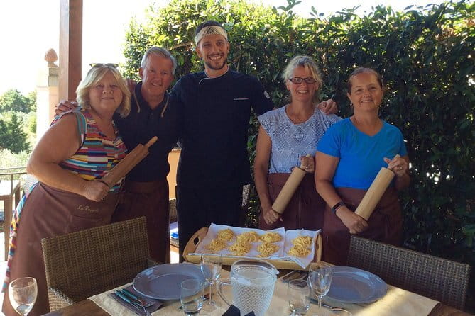 Cooking Class in a Florentine Villa with Transfer for small group - Price and value: why $310.12 can make sense