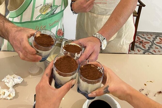 Cooking class with Pasta, mozzarella and Tiramisu with wine - Handmade pasta and tagliatelle-style shaping: learning the habits