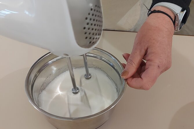 Cooking class with Pasta, mozzarella and Tiramisu with wine - Tiramisu with a grandma’s recipe approach (and a sweet, social break)