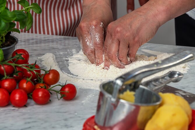 Cooking Class: Your Culinary Love Affair in Sorrento - Tiramisu: The Sweet Finish With Coffee and Cream Structure