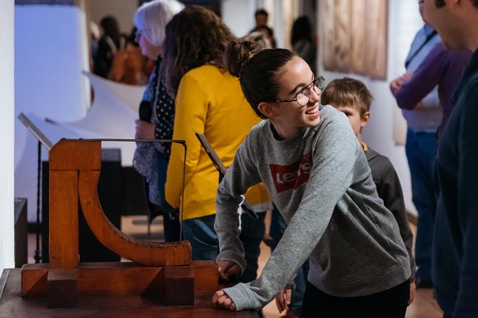 Da Vinci Museum: Discover a World of Genius in the Heart of Rome - Audio guide vs. reading on your own