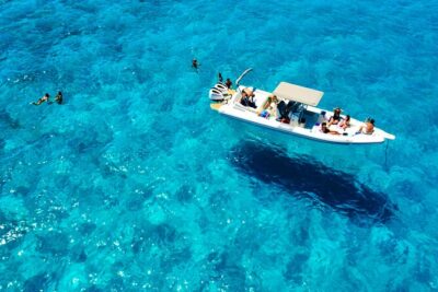 Daily Egadi Tour: Favignana and Levanzo in Rubber Dinghy - Favignana Pese and lunch time: where you switch from sea view to island life