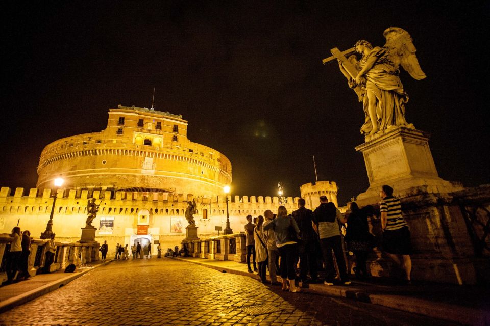Dark Heart of Rome: Facts, Legends, and Mystery Tour - Via Giulia: walking through one of Renaissance Rome’s first plans