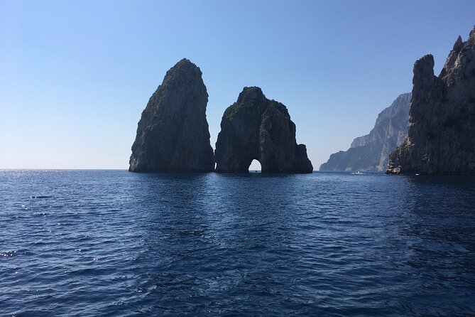Day Trip to Capri and Blue Grotto From Naples & Sorrento - Why This Capri Day Trip Runs on Fast Hydrofoils and Shuttle Buses