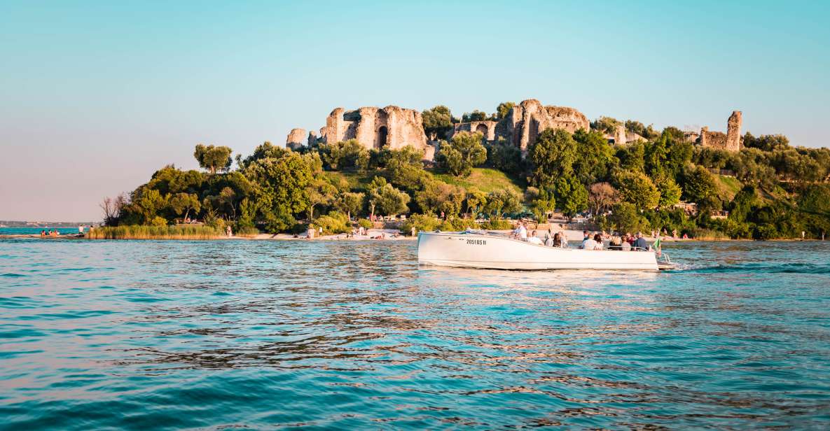 Desenzano del Garda: Sunset Boat Trip at Sunset with Drink - The 75-Minute Ride: What You Really Do on Board