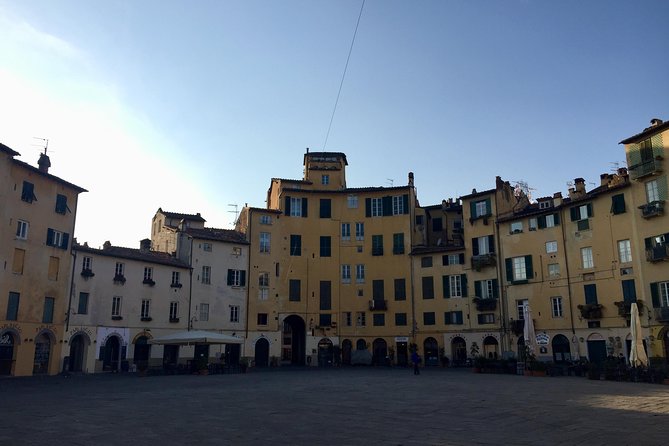 Discover Lucca’s Secrets on a Guided Walking Tour - Via San Paolino and Piazza San Michele: Roman Straight Lines to a 12th-Century Facade