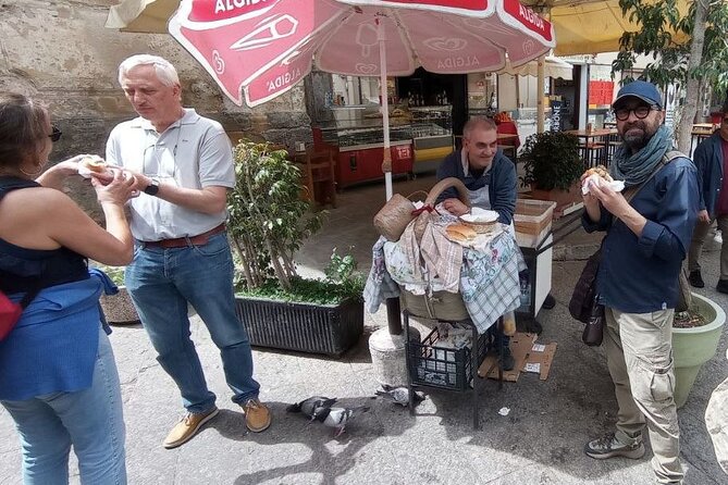 Discover Palermo in 3 hours. Art, history, markets and street food - Piazza Pretoria and the Fountain of Shame: why the statues matter