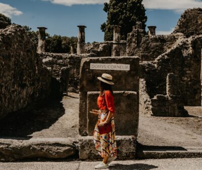Discover Pompeii: French Walking Tour of the Buried City - Your 2-hour guided walk through Pompeii’s most meaningful moments