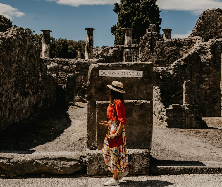 Discover Pompeii: French Walking Tour of the Buried City - Your 2-hour guided walk through Pompeii’s most meaningful moments