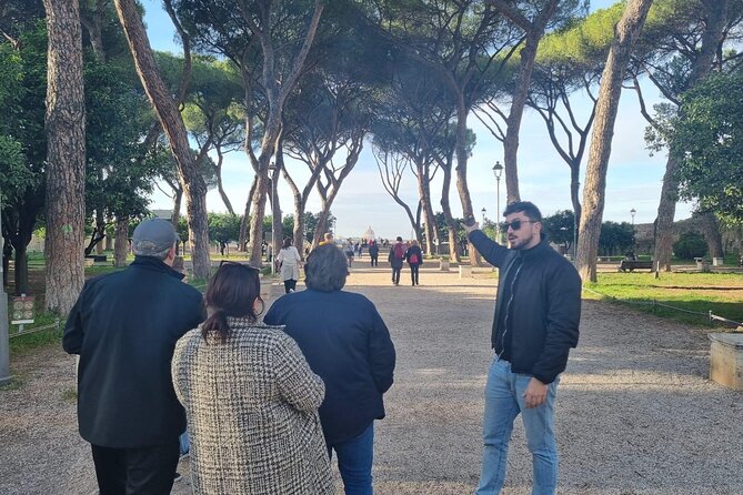 Discover Rome Highlights by Golf Cart Tour private tour - Piazza Venezia Pass-Through: Rome’s Big-View Intersection