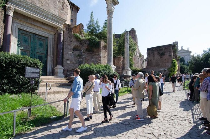 Discover Rome in a Day – Private Driver Tour - Stop 3: Piazza Venezia and Vittorio Emanuele II’s White Marble Monument