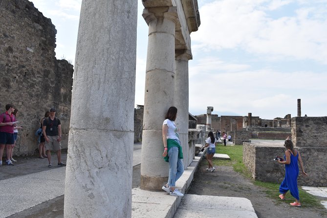 Discover the Ancient Ruins of Pompeii: Day Trip from Rome - Pompeii Ruins in 2 Hours: How the Best Guided Walk Works