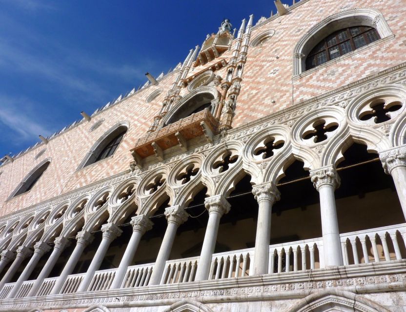Doge's Palace Skip-the-Line Guided Tour - Courtyards and staircases: Giants’ Staircase to the Golden Staircase