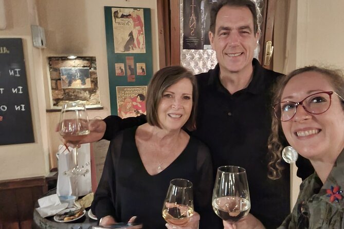Eat, Drink and Repeat: Wine and Food Tasting Tour in Venice - How the Guide Helps You Buy Better Wine in Venice