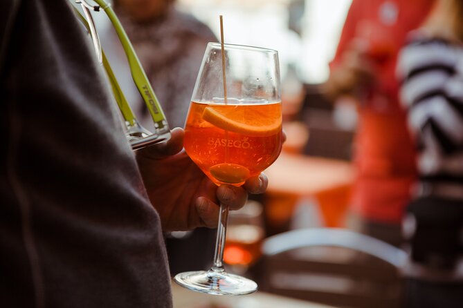 Eat like a Local: Venice Cicchetti and Wine Tasting Evening Tour - Campo Santa Margherita and the Art of Not Rushing