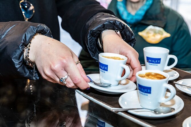 Eating Venice Food & Drinks Tour - Pasticceria Nobile or Bacaro del Gelato: your seasonal sweet ending