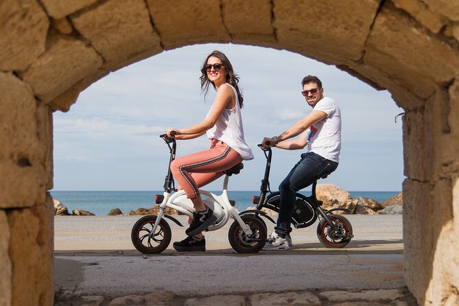 Ecobike tour in historic Heraklion - Venetian Walls viewpoint: the kind of view you don’t earn by walking