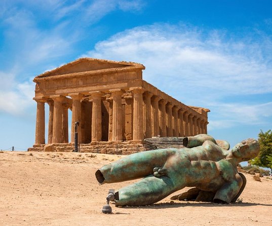 Electric scooter tour inside the Valley of the Temples Agrigento - Meeting point, security screening, and the gate you must find