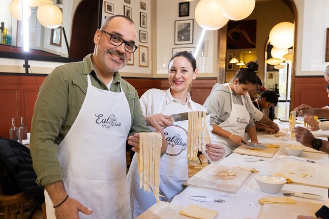 Enjoy Spritz and Pasta Making in Piazza Navona - Where you meet at Via Giuseppe Zanardelli (and how the class stays simple)