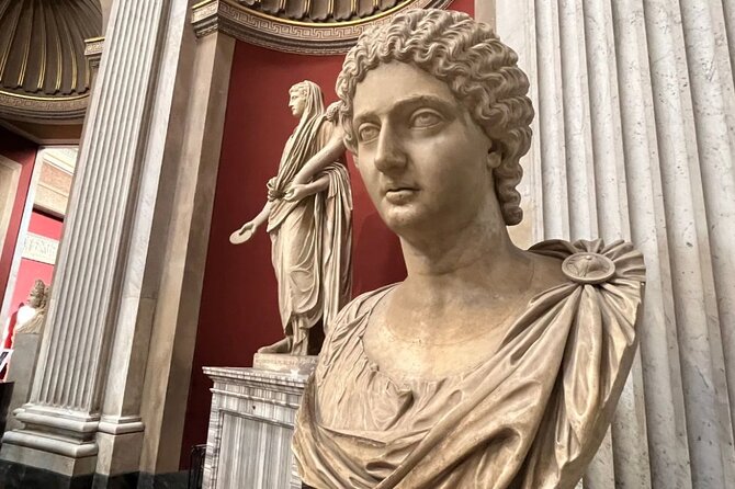 Entire Vatican Tour with Colosseum Access - Raphael Rooms and the Sistine Chapel: why the guide’s stories matter