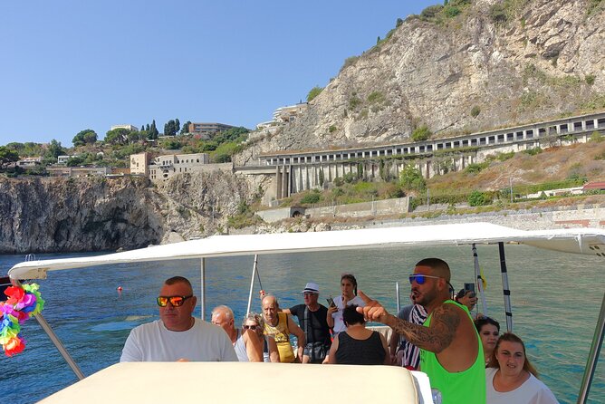 Escursioni in barca Taormina Giardini Naxos Isola bella - Price and value: what $42.33 really buys