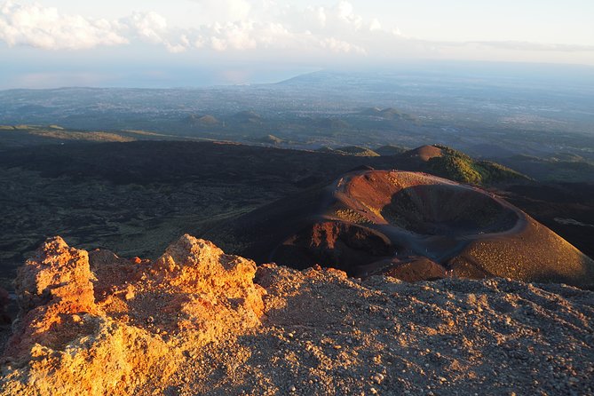 Etna at sunset - 4x4 tour with Sicilian sweet aperitif - The big idea: Etna at golden hour, with wheels doing the hard work