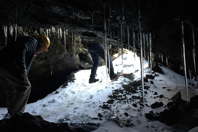 Etna Morning Tour (starting from Catania) - The lava tube cave: why helmets and flash lights change everything