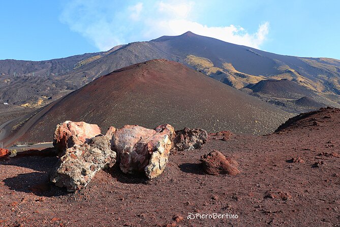 Etna Sunset Tour - Craters Silvestri and Valle del Bove: lunar terrain with a guide in your ear