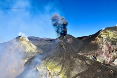 Etna - Trekking to the summit craters (only guide service) experienced hikers - Meeting at Piano Provenzana: what the morning setup gets right