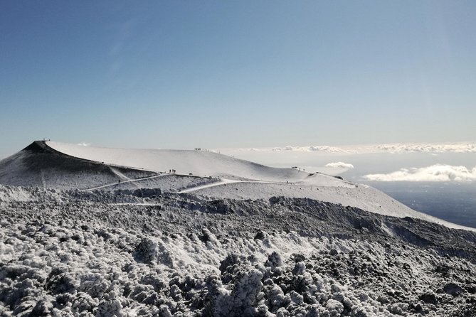 Etna: Winter excursion to 3.000mt - Funivia dell’Etna to 2,500m: getting above the cold grind