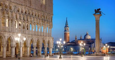 Evening Walking Tour with optional motorboat Ride - Jewish Ghetto after dark: more than a photo stop