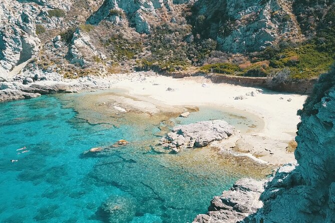 Exclusive boat tour in Tropea. Just you and your family - 4 hours - Practical tips for a smooth, low-stress day