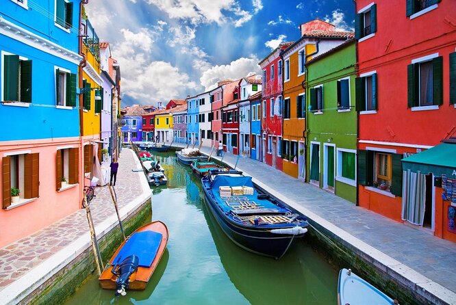 Exclusive Boat Tour Murano Burano torcello with Real Local Guide - Key things to know before you go