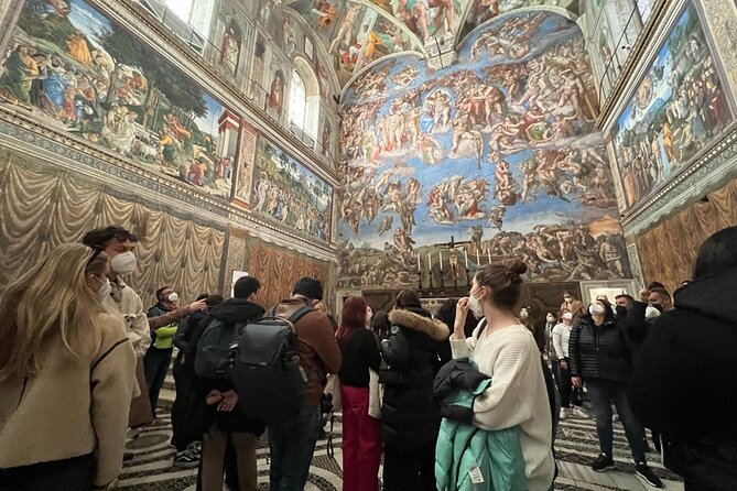 Exclusive First Access Vatican Tour with Skip the Line Basilica - Cortile della Pigna and the Pinecone courtyard tricks
