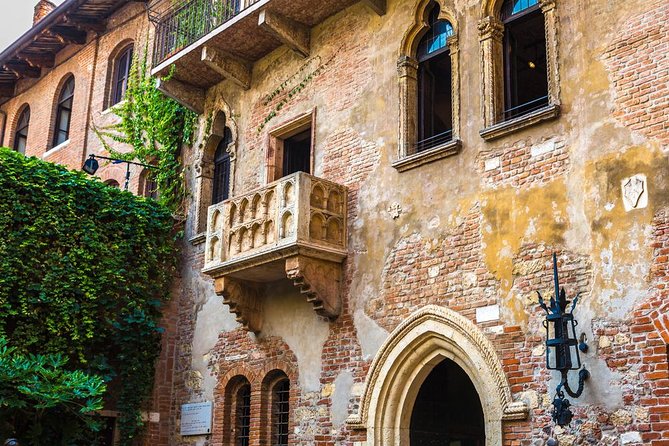 Fascinating Verona: in the Footprints of Romeo and Juliet - Herbs Square, Lamberti Tower, and the Merchant-Guild Anchor