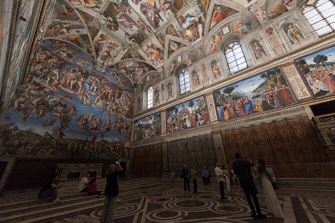 Fast track: Vatican Museums, Sistine Chapel Guided and St. Peter's Basilica Tour - St. Peter’s Basilica Priority Entry and the Pietà-Bernini Highlights