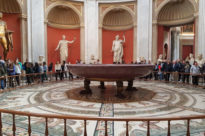 Fast track: Vatican Museums, Sistine Chapel Guided and St. Peter's Basilica Tour - Vatican Museums in 2 Hours: A Route Built for Highlights
