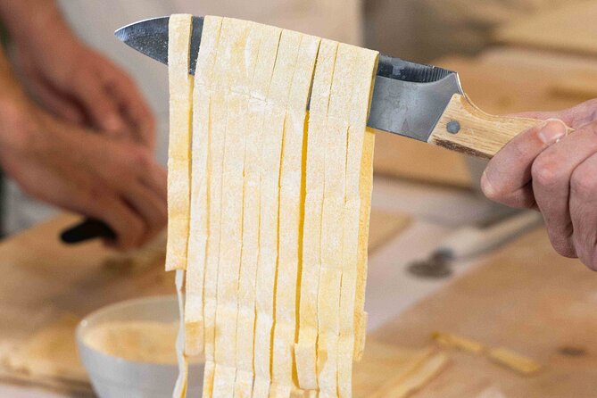 Fettuccine Ravioli and Tiramisu Cooking Class in Rome - The 3-hour flow: hands-on work, then a shared meal