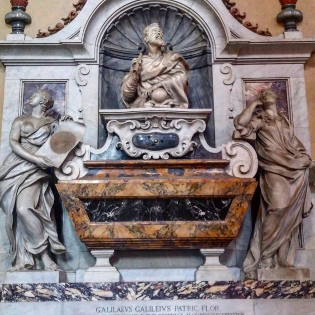 Florence: 1.5-hour Santa Croce Guided Experience - The tombs: how to read Galileo, Michelangelo, and Machiavelli in one visit