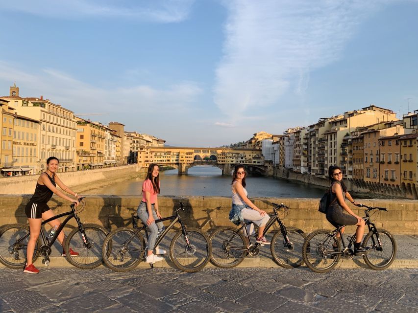 Florence: 2-Hour Guided Sightseeing Bike Tour - Weather plan, language options, and how to think about the small-group setup