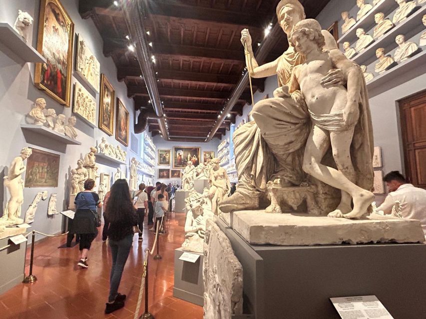 Florence: Accademia Gallery David Entry & Audio Guide App - POP GUIDE audio app: how to use it without frustration