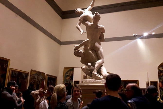 Florence: Accademia Gallery Entry Ticket and David Tour - Where you start in Florence: Via Guelfa, 12r (and how not to get lost)