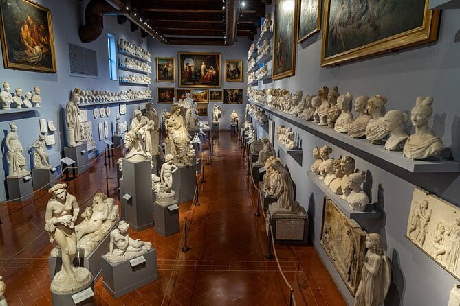 Florence: Accademia Gallery Entry Ticket and David Tour - Inside Galleria dell’Accademia: using headsets so you don’t miss details