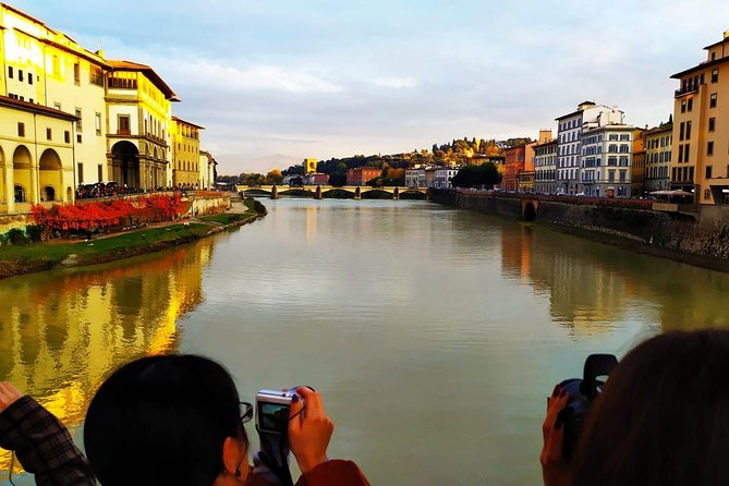 Florence and Pisa from Rome: Enjoy a Full Day Small Group Tour - The Leaning Tower: exterior photos now, the climb later
