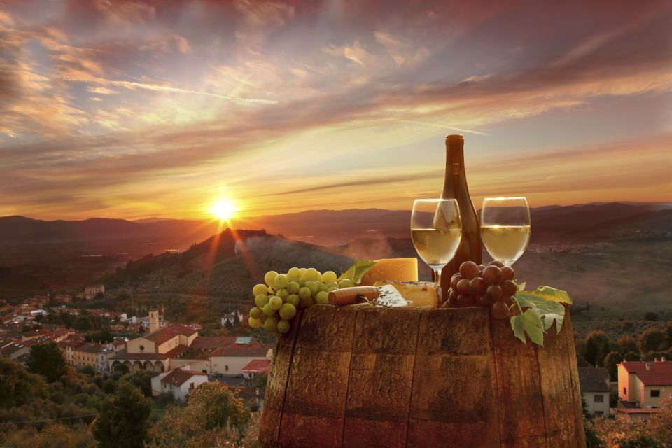 Florence: Chianti Villages, San Gimignano and Winery Tour - Lunch and wine tasting in town: how the day finishes strong