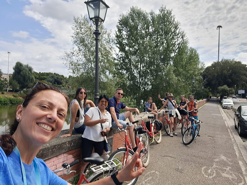 Florence: City Highlights Bike Tour - Piazza della Signoria and the Palazzo Vecchio Weather Lion