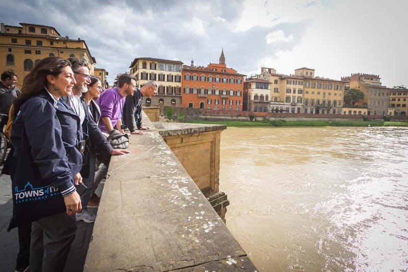 Florence: City Highlights Walking Tour + Wine Windows Option - Where You Meet: Piazza della Repubblica to Get Your Bearings Fast