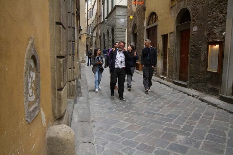 Florence: City Highlights Walking Tour + Wine Windows Option - Wine Windows Option: Buchetta del Vino and a Surprise Tasting