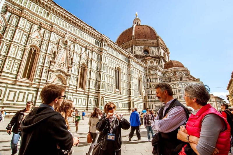 Florence: City Highlights Walking Tour + Wine Windows Option - Medici Stories You Can Actually Follow While Walking