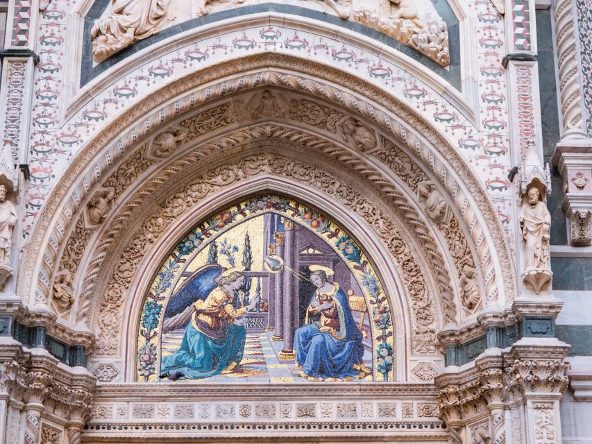 Florence: Climbing Tour of Brunelleschi’s Dome - On the Stairs: Zuccari and Vasari Up Close